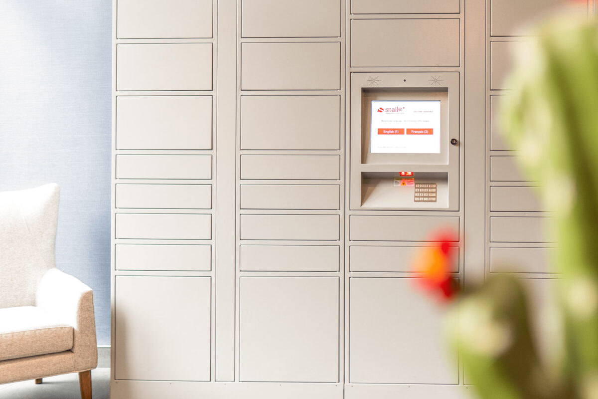 Snaile smart parcel lockers